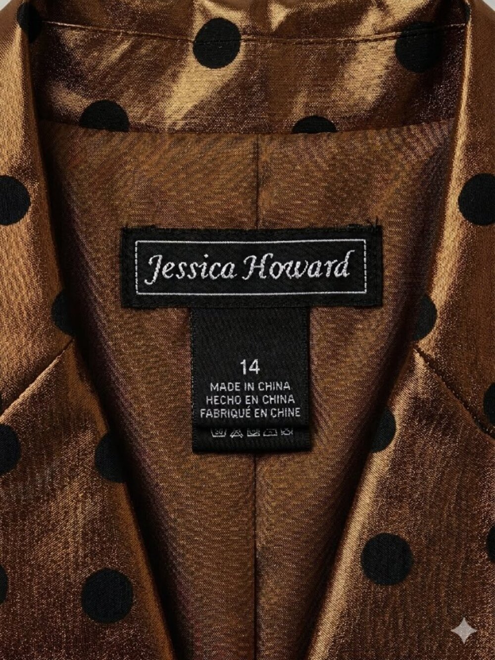 Jessica Howard - Picture 3 of 3